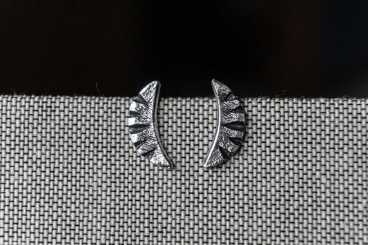 Half Round Ridge Stud Earrings