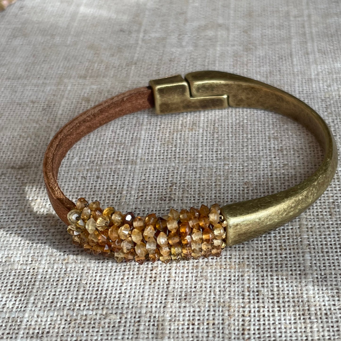 Citrine and leather Bracelet