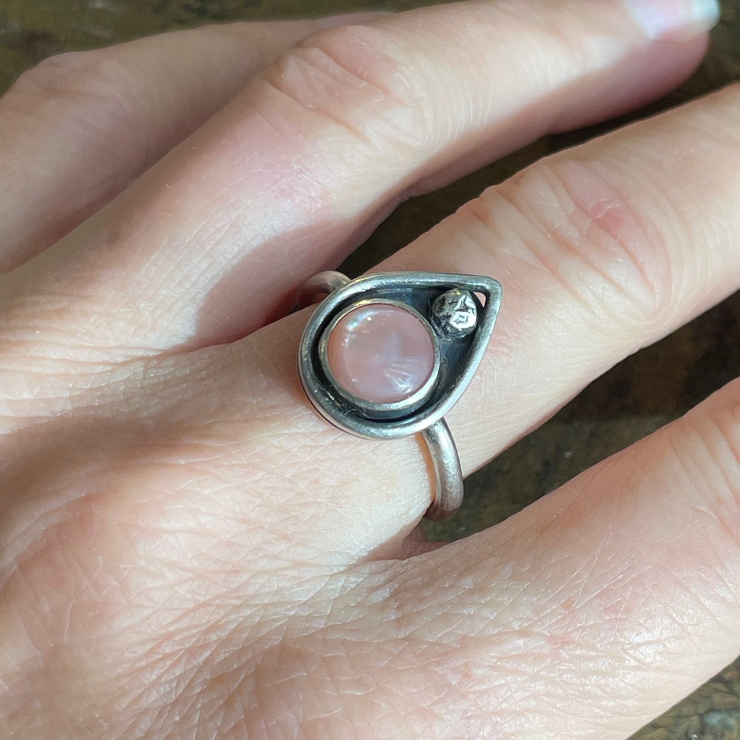 Pink Mother of Pearl Teardrop Ring