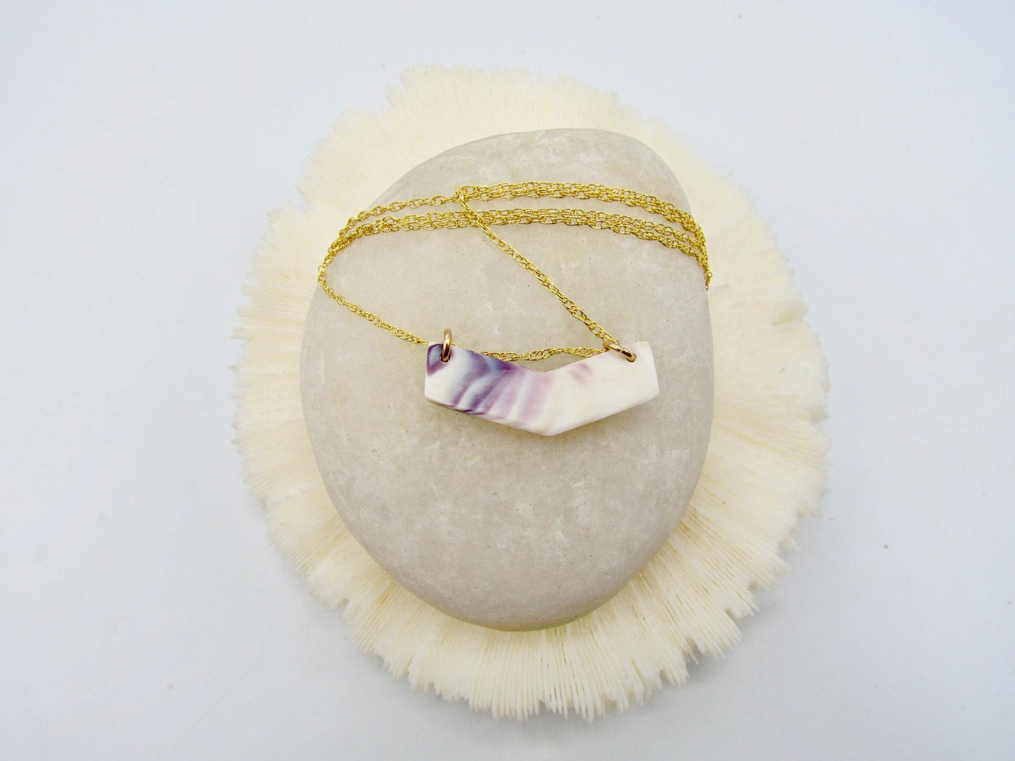 Quahog Chevron Pendant