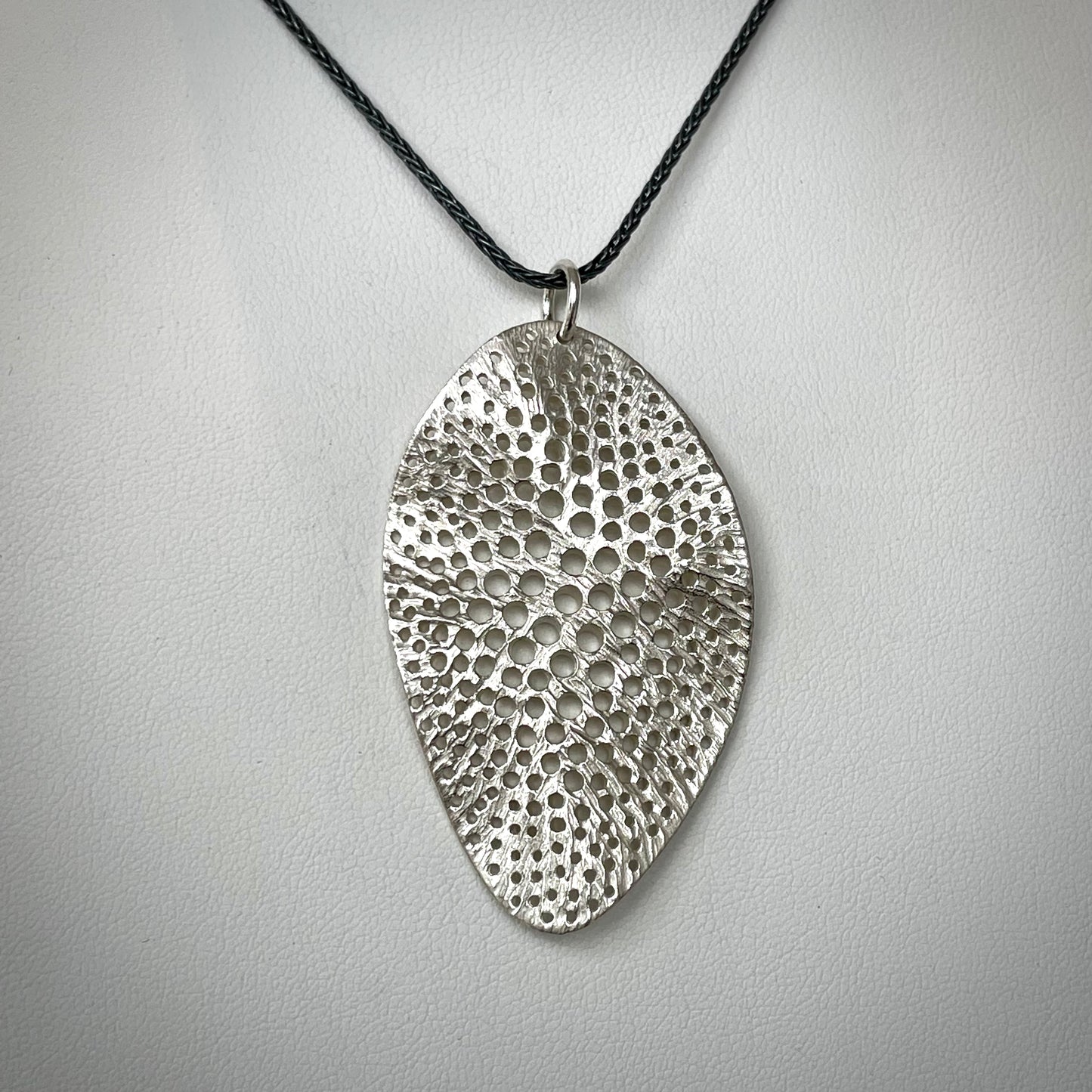 Siv Element Pendant Necklace