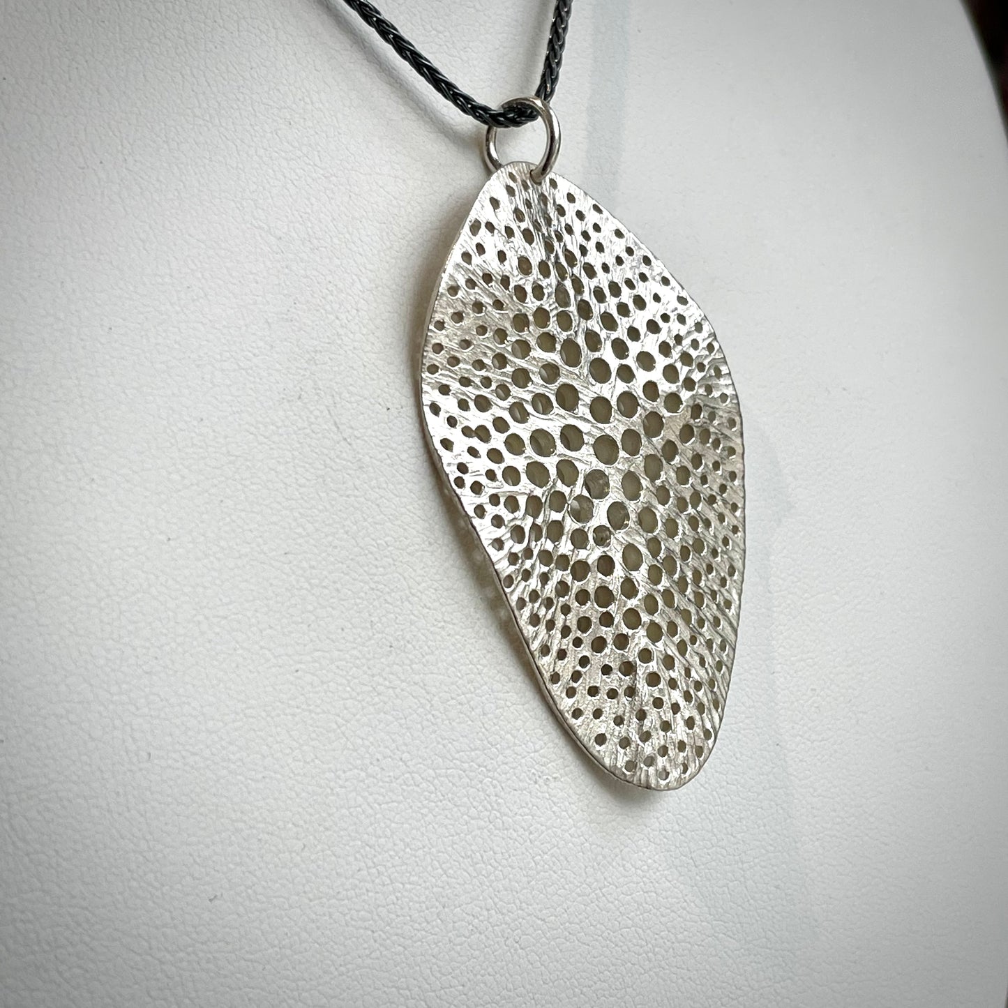 Siv Element Pendant Necklace