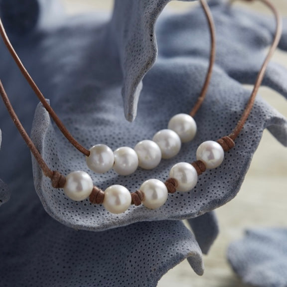 "Breezy" 5 Freshwater Pearls on Knotted Leather